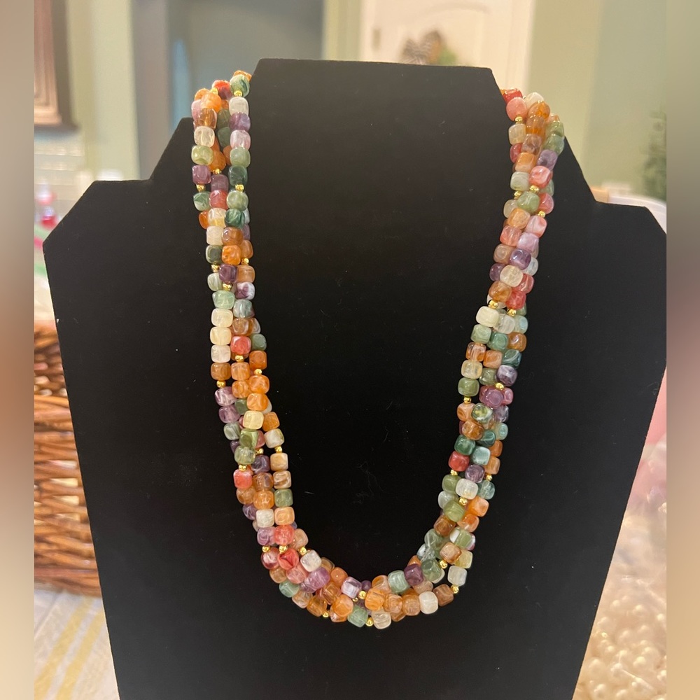 💕Barbie’s Multi colored necklace